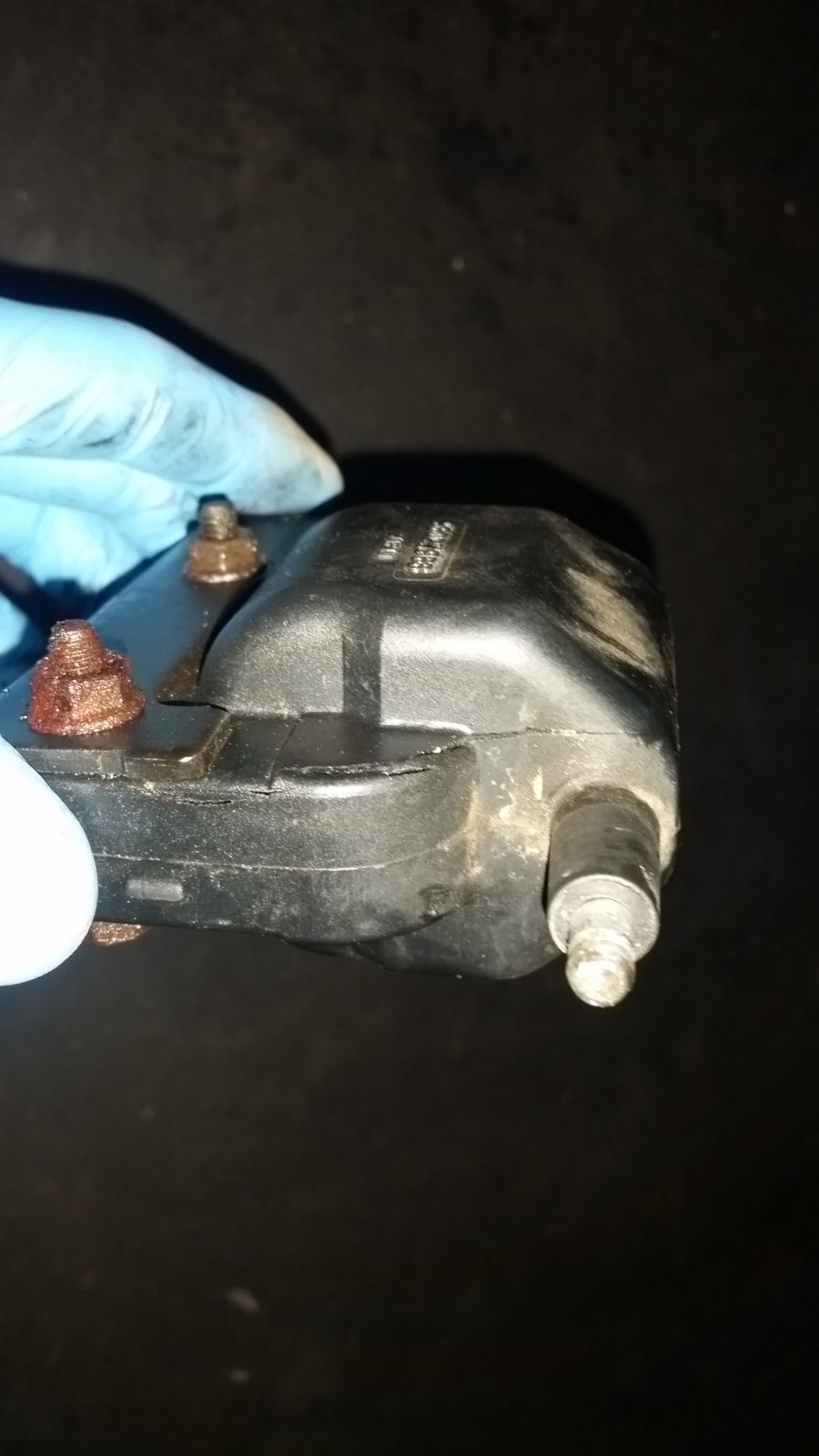 97 Wrangler TJ Cracked Coil.jpg