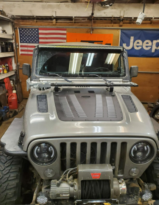 Hood Vent Panel & Side Louvers.PNG