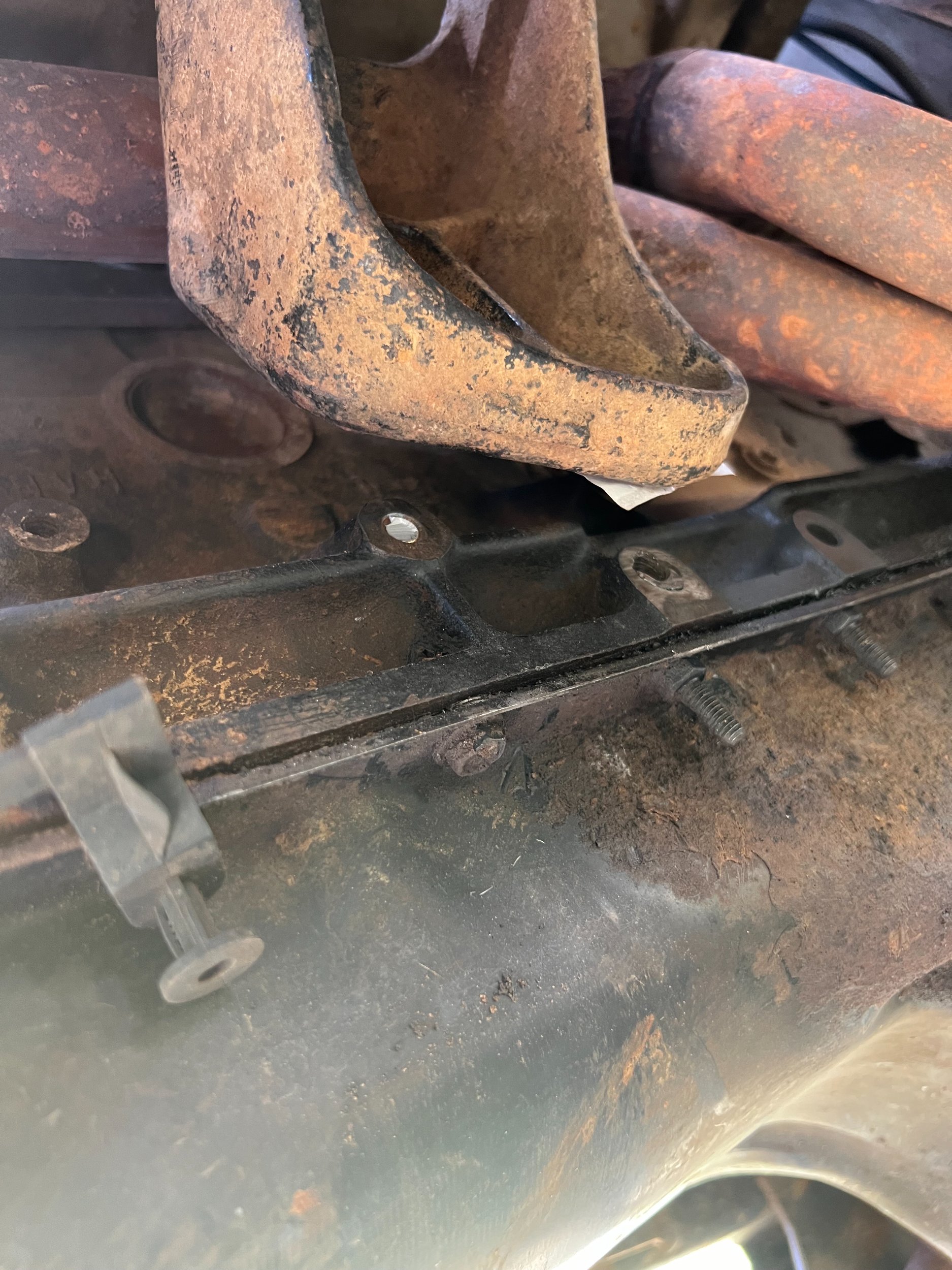 Jeep Broken Engine Mounting Bolts.jpeg