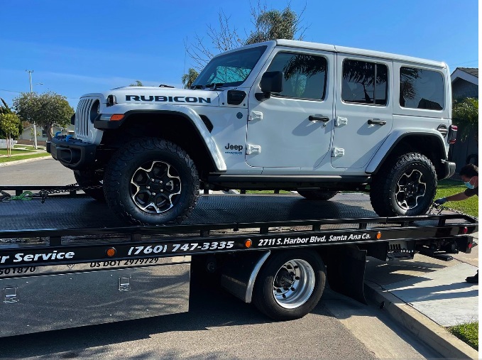 Jeep Platform.jpg