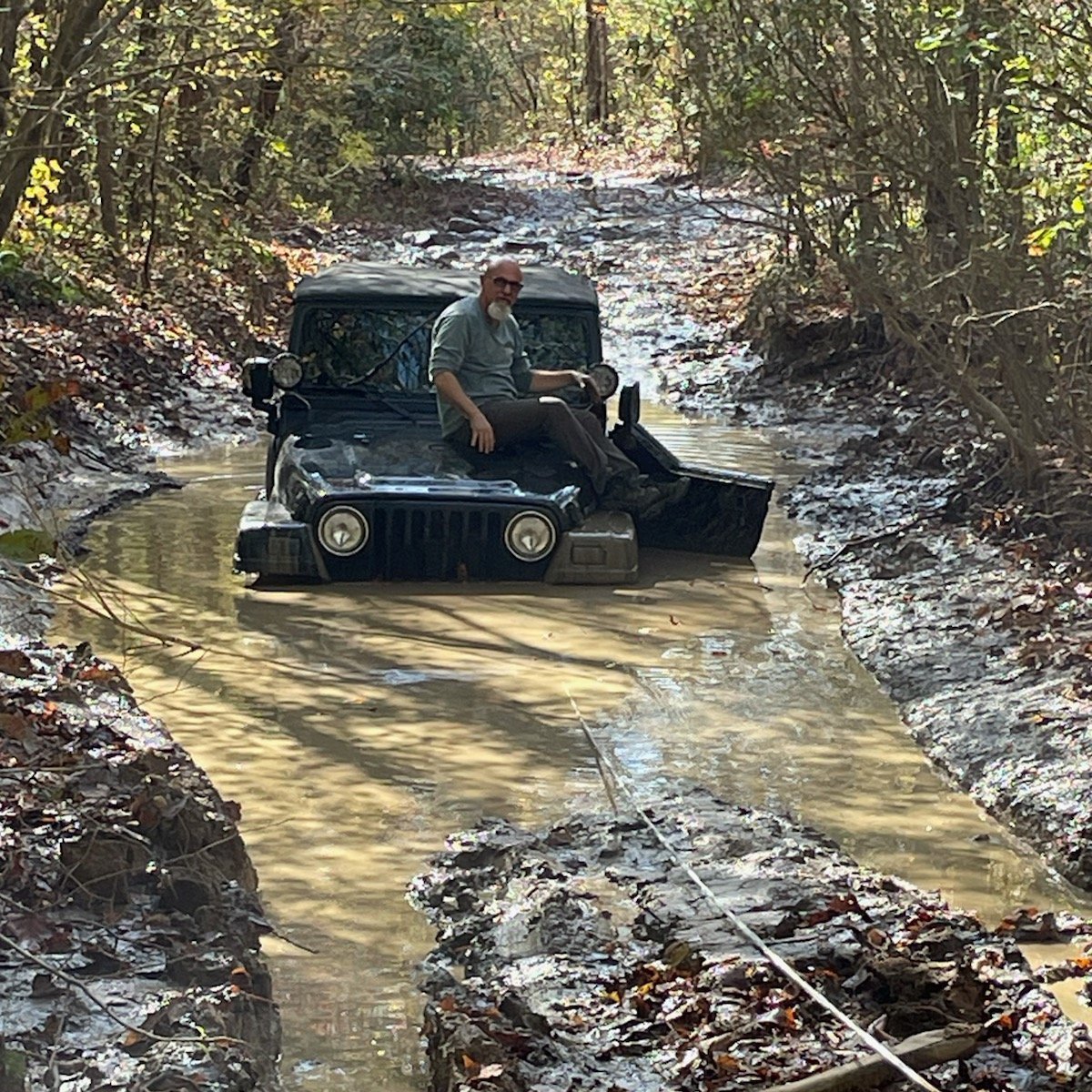 jeepinmud.jpg