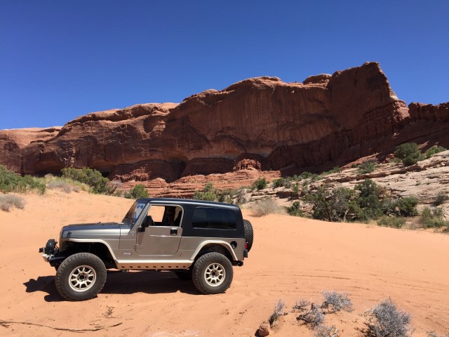 Redrocks (Small).jpg