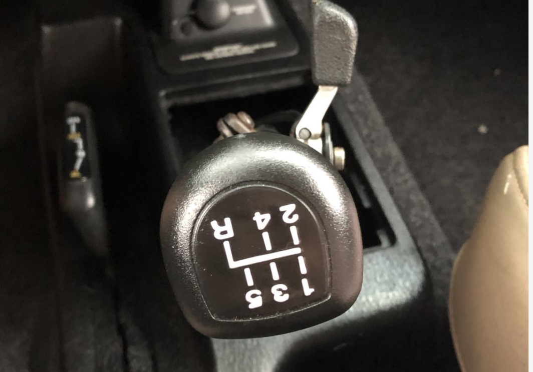 shift knob.jpg