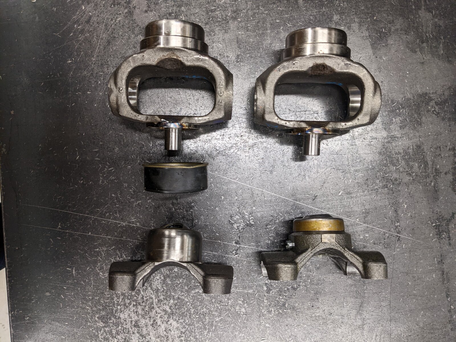 socket yokes exploded view.jpg