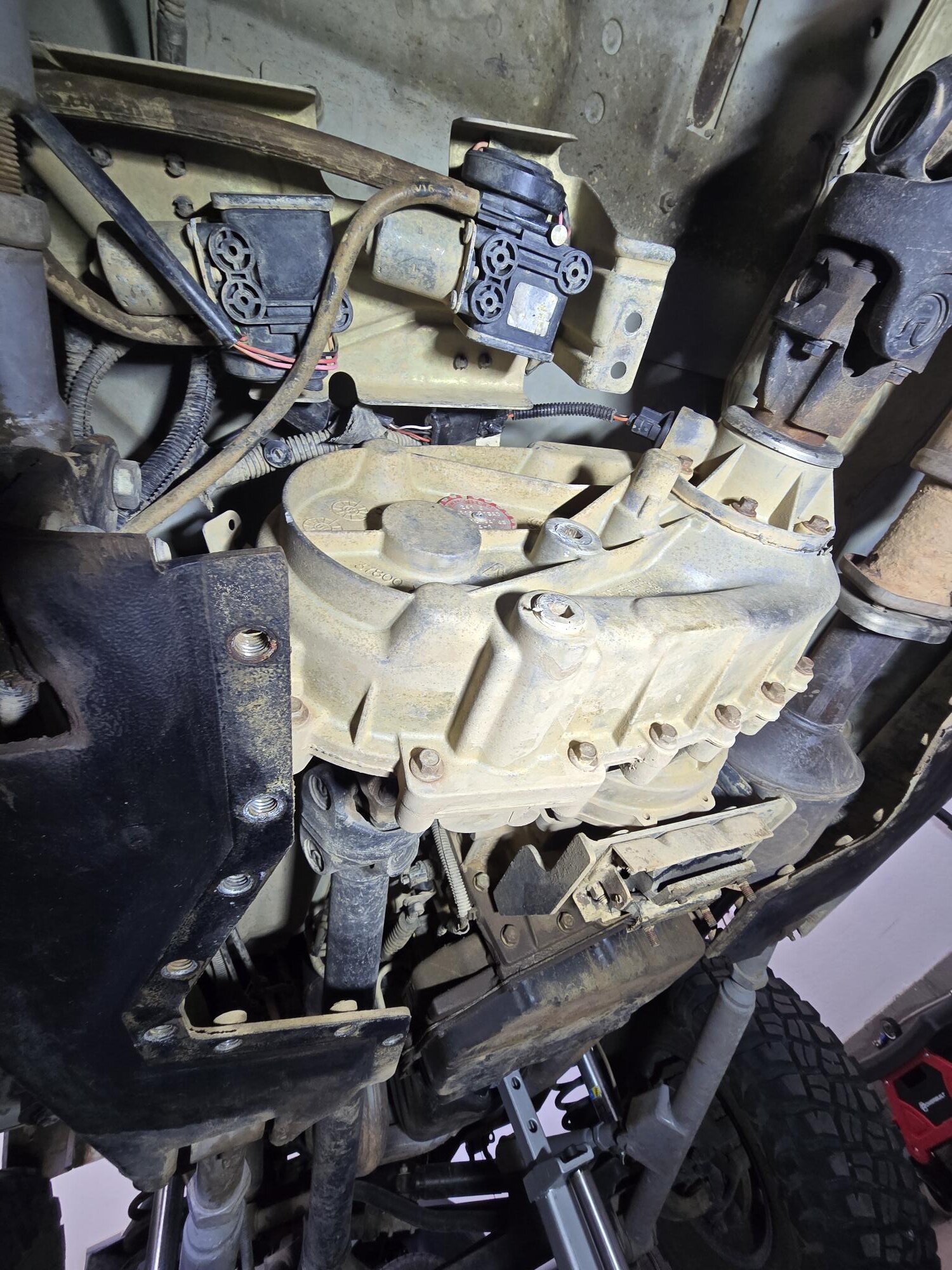 Transfer case speed sensor with harness.jpg