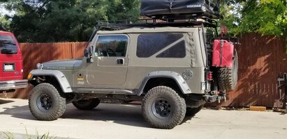 2005 LJ Jeep RTT.jpg