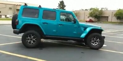 jeep shot at in Aurora CO.jpg