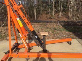 Lift in lowered position.JPG