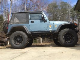 Jeep off the lift 22Feb18.JPG