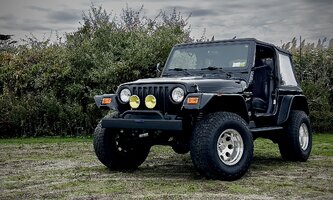 2022-10-16 TJ Body Armor Sliders 01.jpg